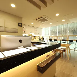 Hostal Oyo Myeongdong 1, Seúl
